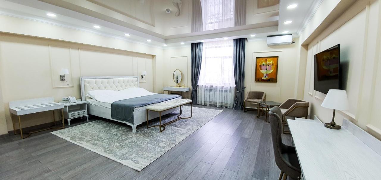 Grand Holiday Hall Pavlodar Extérieur photo
