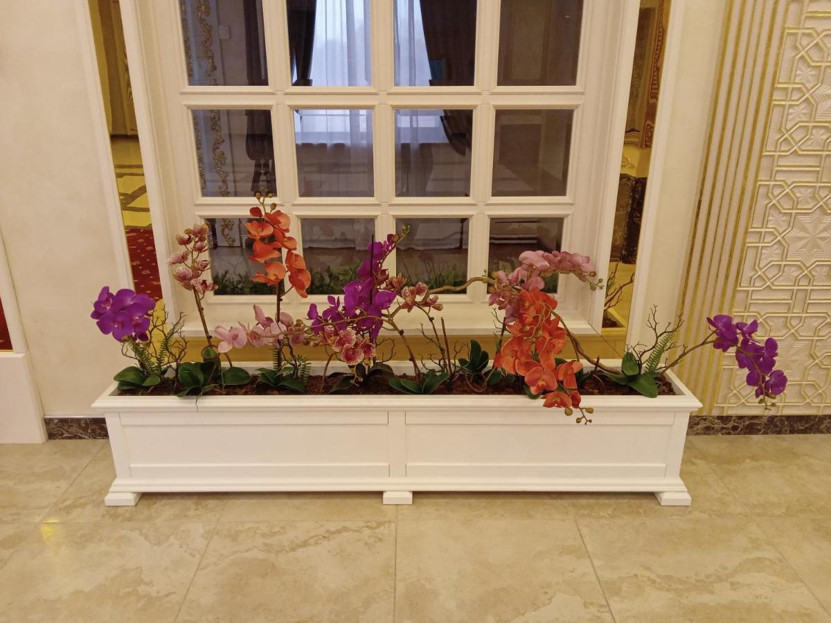 Grand Holiday Hall Pavlodar Extérieur photo